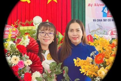 KHOẢNH KHẮC TRONG HỘI THI CẮM HOA CHÀO MỪNG NGÀY NGVN 20/11