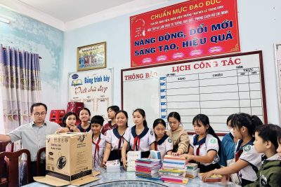 LIÊN ĐỘI TRƯỜNG TH&THCS LÊ TRUNG ĐÌNH LAN TỎA YÊU THƯƠNG HƯỚNG VỀ HỌC SINH VÙNG LŨ